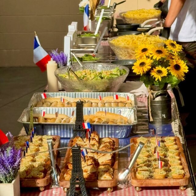 A full French experience… right here in Los Angeles 🇫🇷
Live pasta station cooked to order.
Fresh appetizer bites prepared the same morning.
Golden mini baguettes with butter, garlic & parsley.
Crispy quiches. Melty croque-monsieur.
But what makes it special?
It’s interactive. It’s entertaining. It’s alive.
Our chefs cook in front of your guests, talk with them, laugh with them…
Sometimes even teach them a few fun French words along the way.
It’s not just catering.
It’s an experience your guests remember long after the event ends.
At Oui Oui French Catering, we bring flavor, energy, and that unmistakable French touch.
👨🏽🍳🇫🇷
Oui Oui French Catering LA
#ouiouifrenchcateringla #FrenchCatering #LosAngelesEvents #LiveCooking #FrenchTouch