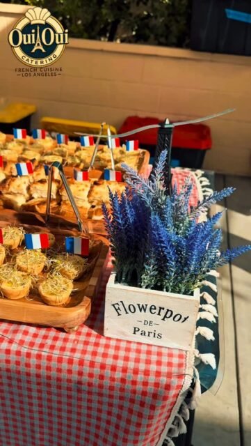 A birthday in a ranch… but make it French 🇫🇷✨
Live pasta.
Cooked fresh in front of your guests.
Golden hour.
Open air.
Unforgettable vibes.
This is not catering.
This is a full experience 🍝🔥
We bring the chefs.
We bring the flavors.
We bring the French touch.
You celebrate.
Oui Oui French Catering LA
Elevated private events across Los Angeles 🤍
#losangelesevents #ouiouifrenchcateringla #livecooking #eventcatering #pastalover
