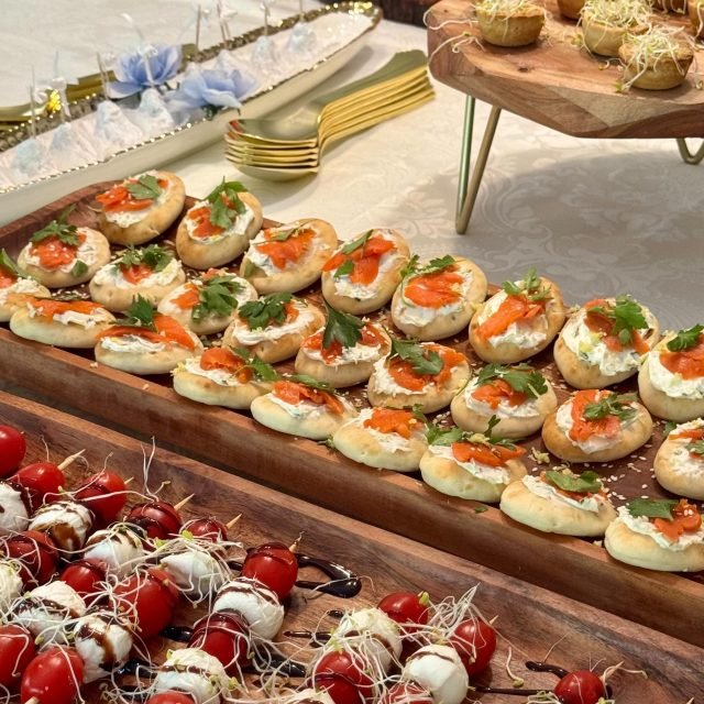 French appetizer tier list by Oui Oui French Catering 🇫🇷✨

Tomato cherry & mozzarella skewers, mini cheese quiches, smoked salmon cream cheese blinis, and a fresh seasonal fruit platter 🍅🧀🥞🍓

Simple, fresh, elegant perfect for your next private event in Los Angeles.

#ouiouifrenchcateringla #Frenchfood #LosAngelesCatering #catering #frenchcatering